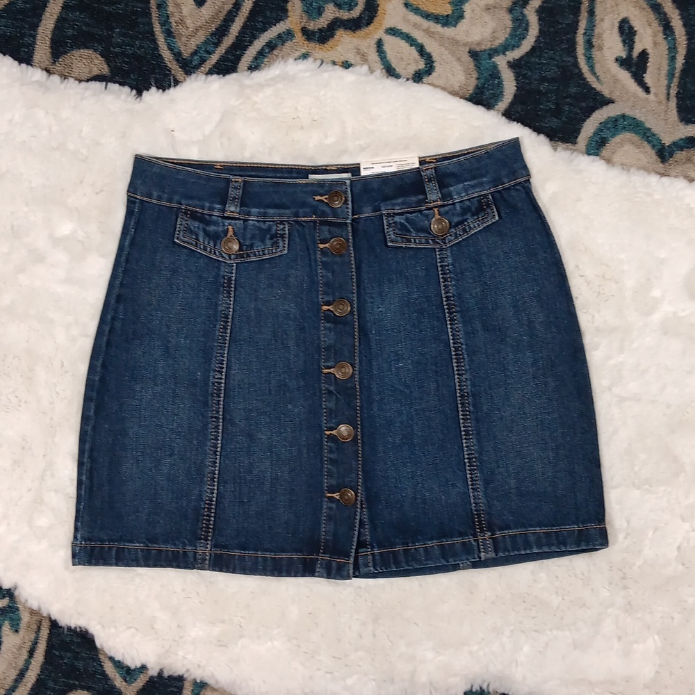 New SO high rise button front jean mini skirt